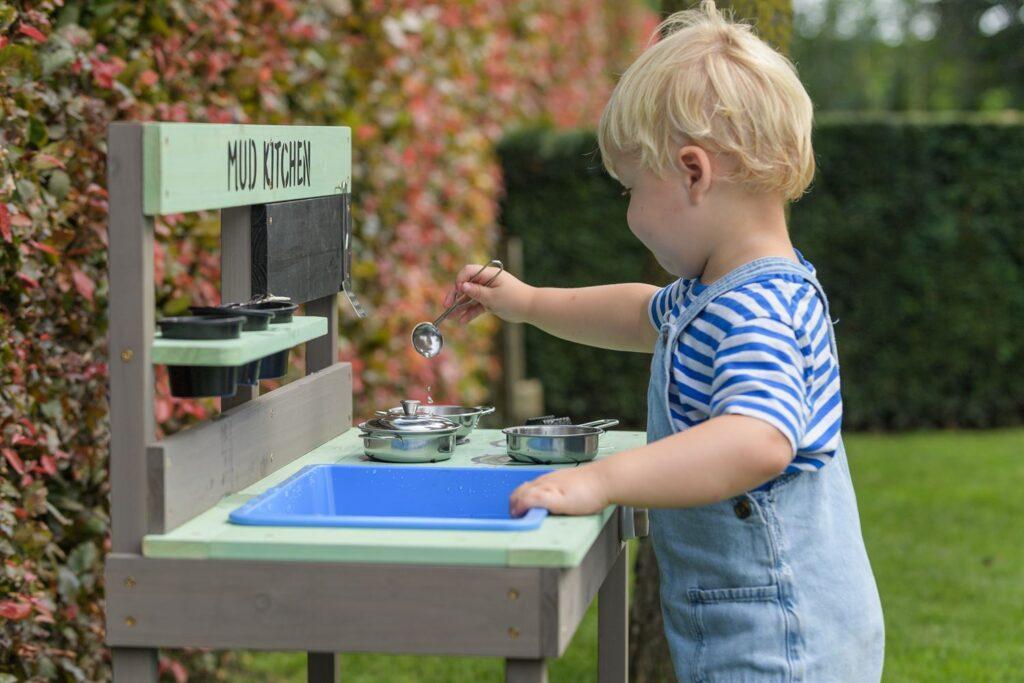 Mud-Kitchen-per bambini